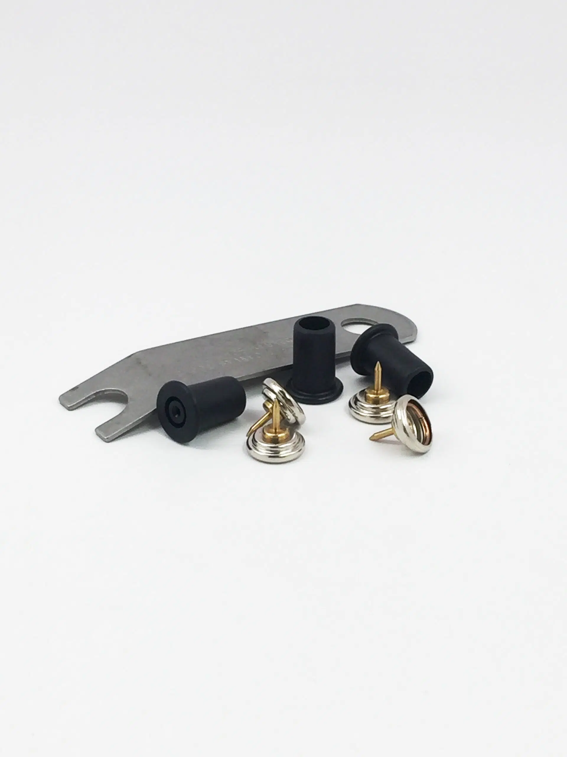 Fit Right Kit w/ 1 Tool, 25 Holding Caps & 50 Pins